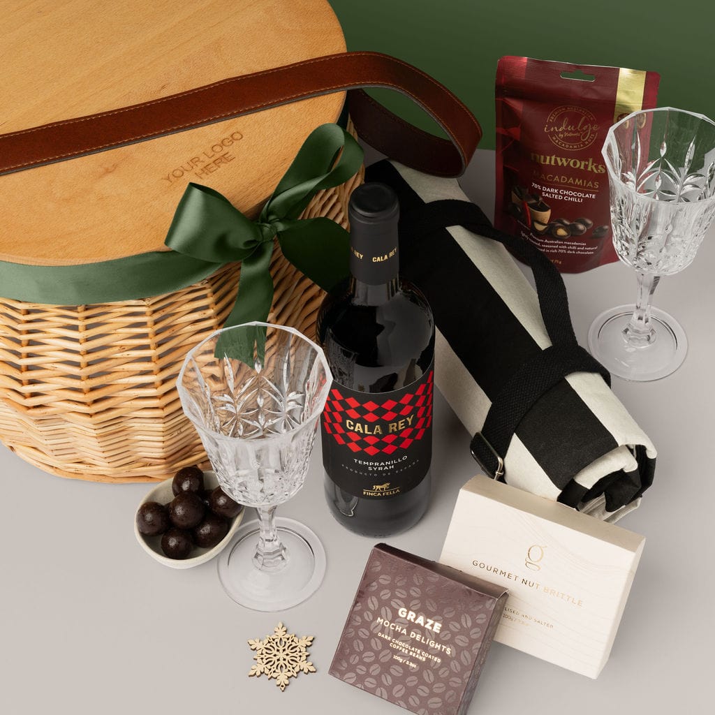 Custom Christmas gift ideas - Holidays On The Horizon, a festive and branded gift box for employees