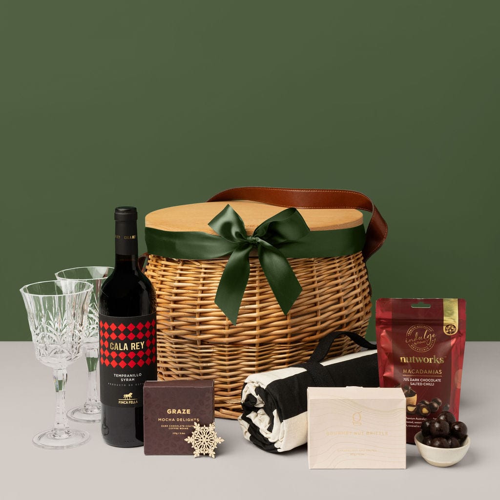 Christmas gift sets - Holidays On The Horizon, a beautifully curated holiday gift for corporate clients